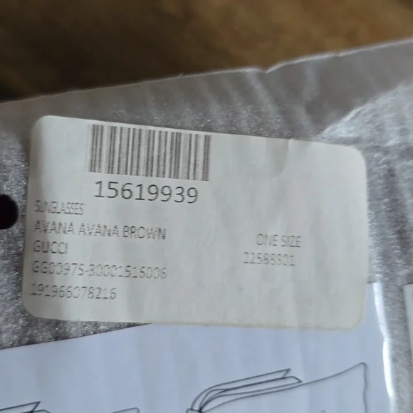 Gucci Brown Tortoise Women's Sunglasses - Picture 10 of 10